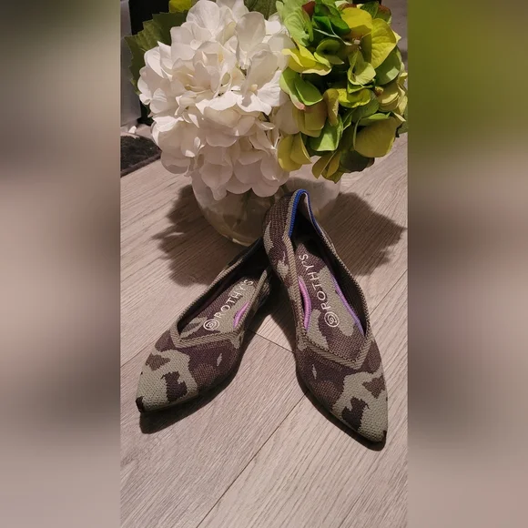 Rothy's The Point Olive Camo Flats, Purple & Pink Insoles, Women's US 6 EU 36 - Picture 2 of 16